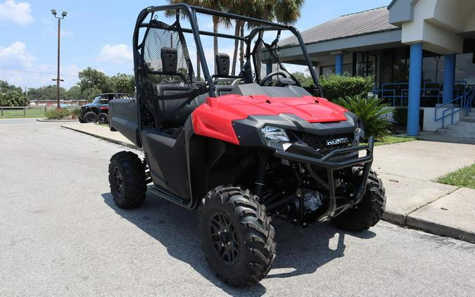 2025 Honda® Pioneer 700 Deluxe