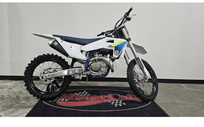 2025 Husqvarna Motorcycles FC 450 Cash or Standard Rate Finance Price!