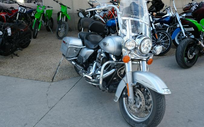 2014 HARLEY ROAD KING