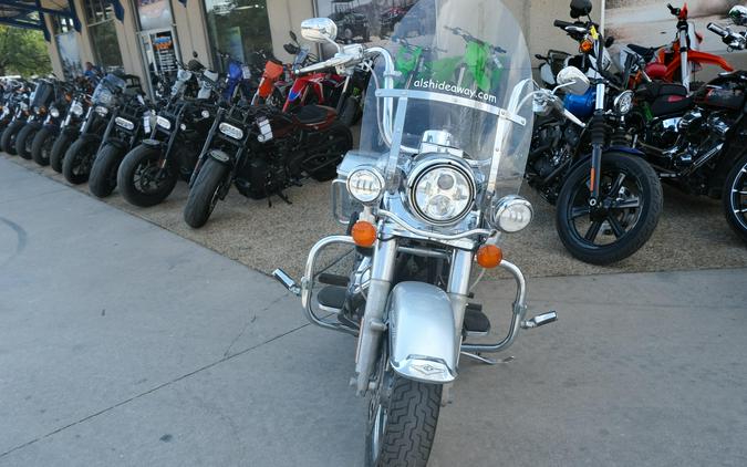 2014 HARLEY ROAD KING