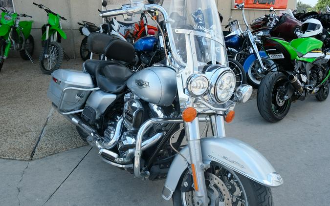 2014 HARLEY ROAD KING