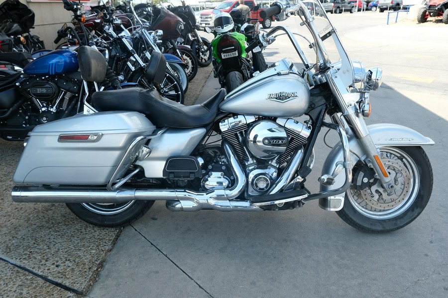 2014 HARLEY ROAD KING