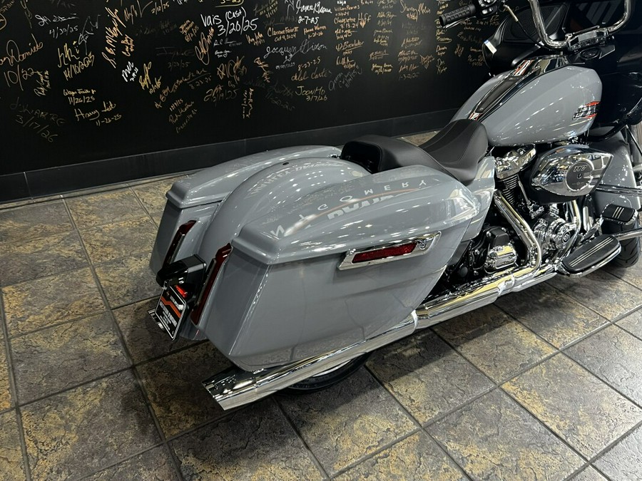 2026 Harley-Davidson® Road Glide® Dark Billiard Gray
