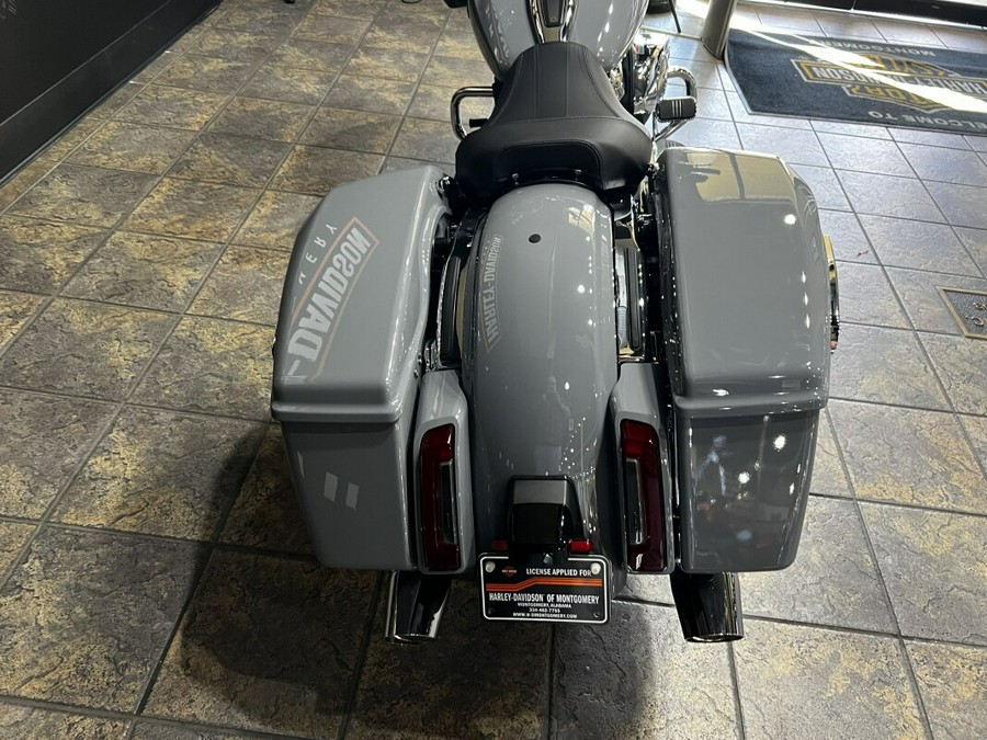 2026 Harley-Davidson® Road Glide® Dark Billiard Gray
