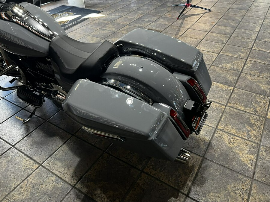 2026 Harley-Davidson® Road Glide® Dark Billiard Gray