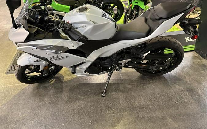 2024 Kawasaki Ninja 500
