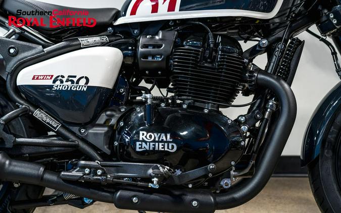 2024 Royal Enfield Shotgun 650 Stencil White