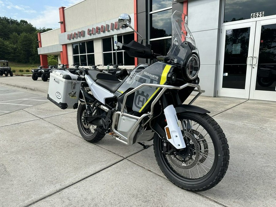 2024 Husqvarna Norden 901