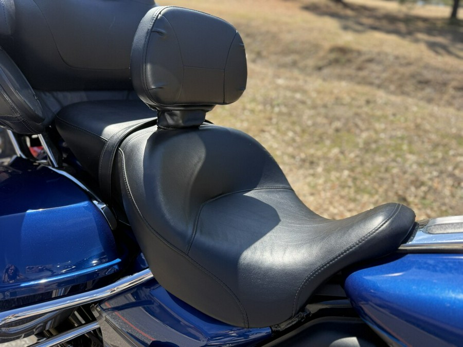 2017 Harley-Davidson® FLHTKL Ultra Limited Low