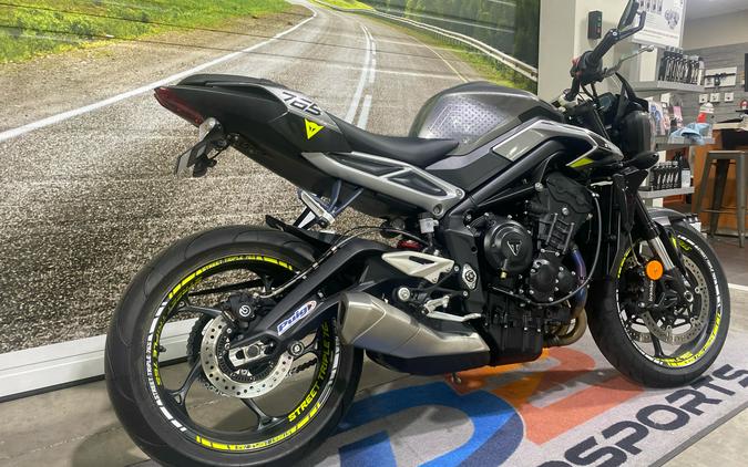 2024 Triumph Street Triple 765 R