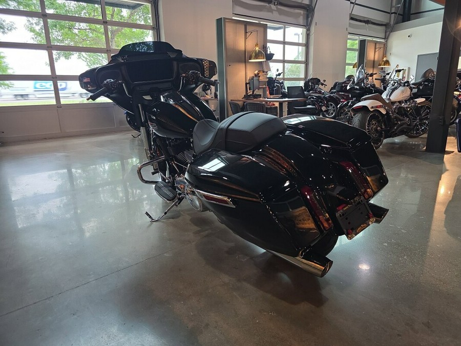 FLHX 2026 Street Glide®