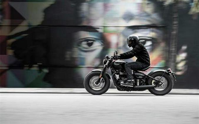 2018 Triumph Bonneville Bobber Black