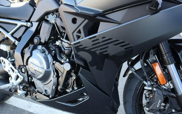 2025 Suzuki GSX-8R