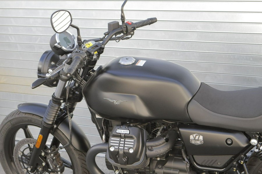 2026 Moto Guzzi V7 Stone