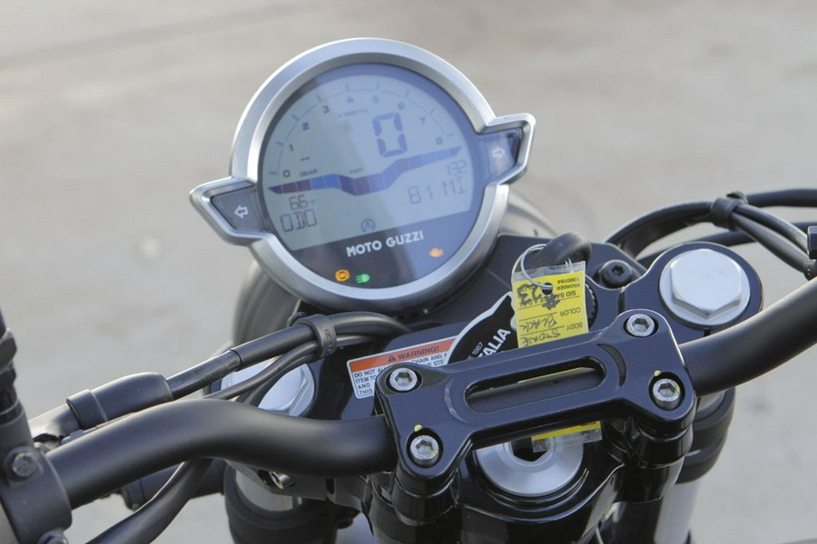 2026 Moto Guzzi V7 Stone