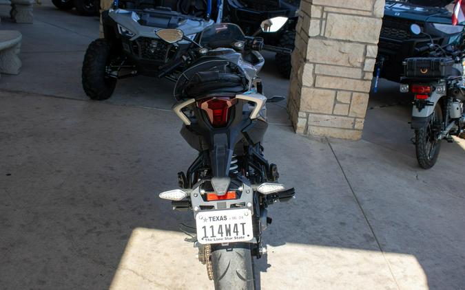 2023 CFMOTO 300SS