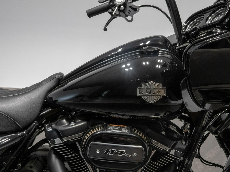 2022 HARLEY-DAVIDSON FLTRXS ROAD GLIDE SPECIAL in Vivid Black