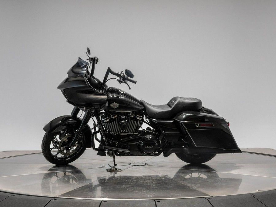 2022 HARLEY-DAVIDSON FLTRXS ROAD GLIDE SPECIAL in Vivid Black