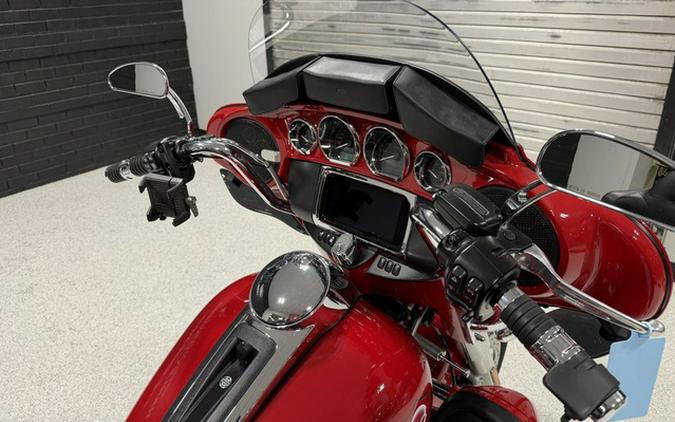 2022 Harley-Davidson Trike FLHTCUTG - Tri Glide Ultra