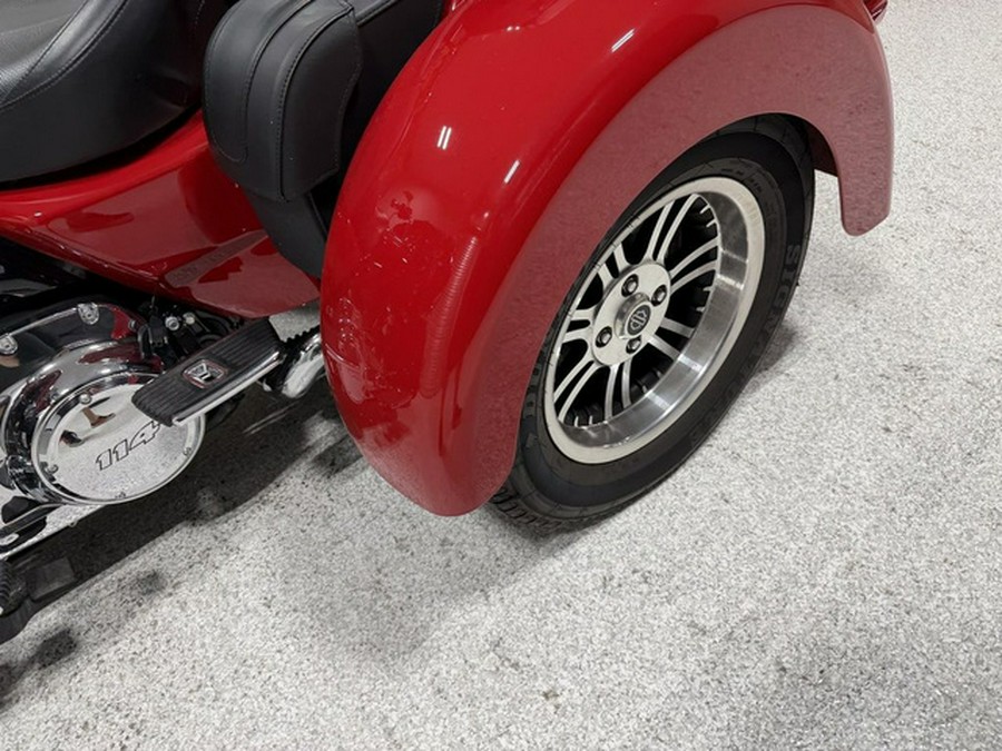 2022 Harley-Davidson Trike FLHTCUTG - Tri Glide Ultra
