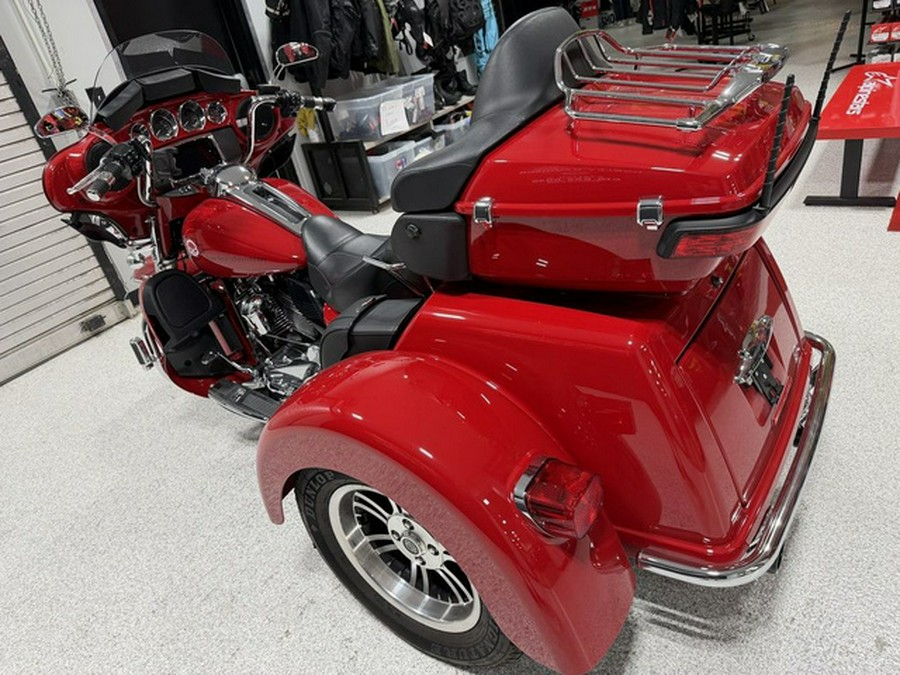 2022 Harley-Davidson Trike FLHTCUTG - Tri Glide Ultra