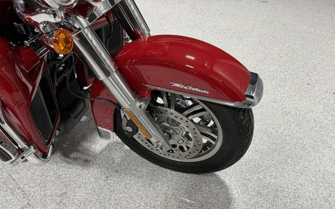 2022 Harley-Davidson Trike FLHTCUTG - Tri Glide Ultra