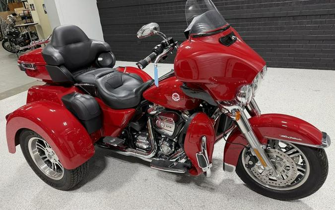 2022 Harley-Davidson Trike FLHTCUTG - Tri Glide Ultra