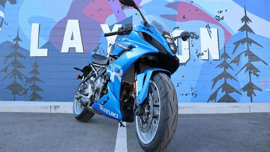 2025 Suzuki GSX-8R