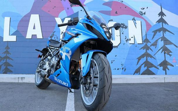 2025 Suzuki GSX-8R