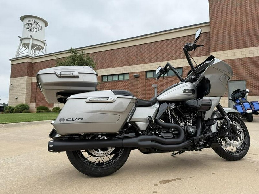 2023 Harley-Davidson® FLHX - Street Glide®