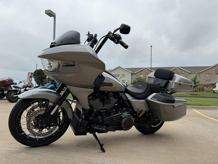 2023 Harley-Davidson® FLHX - Street Glide®