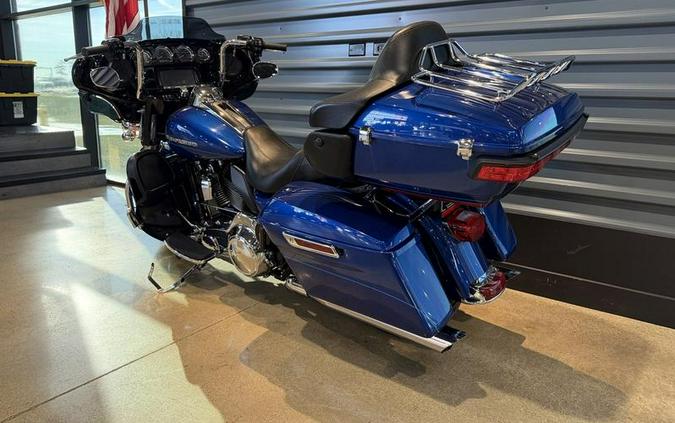 2015 Harley-Davidson® FLHTKL - Ultra Limited Low