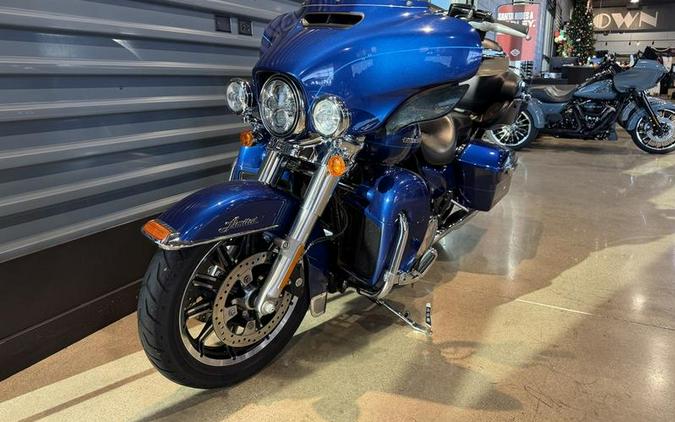 2015 Harley-Davidson® FLHTKL - Ultra Limited Low