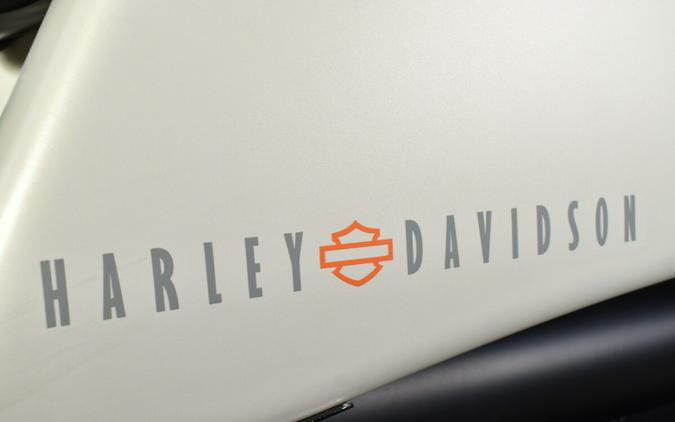 2018 Harley-Davidson Street Glide Special