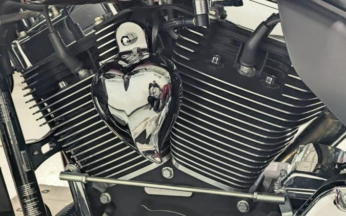 2014 Harley-Davidson® Tri Glide® Ultra Two-Tone Mysterious Red Sunglo/Blackened Cayenne Sunglo