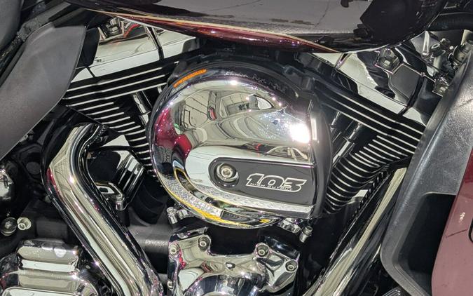 2014 Harley-Davidson® Tri Glide® Ultra Two-Tone Mysterious Red Sunglo/Blackened Cayenne Sunglo