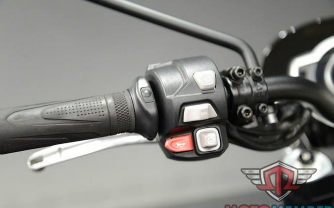 2019 Triumph Scrambler 1200 XC Brooklands Green