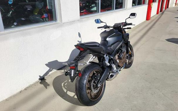 2026 Honda® CB650R E-Clutch