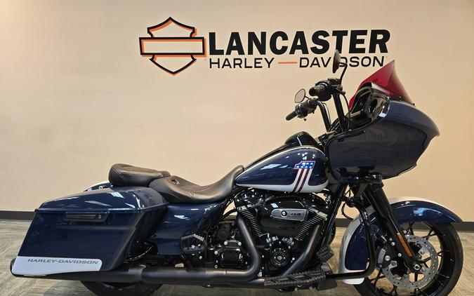 2020 Harley-Davidson® Road Glide® Special Billiard Blue/Stone Washed White FLTRXS