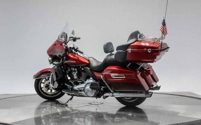 2019 HARLEY-DAVIDSON FLHTK LIMITED in Wicked Red/ Twisted Cherry