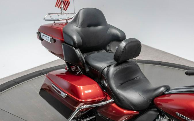 2019 HARLEY-DAVIDSON FLHTK LIMITED in Wicked Red/ Twisted Cherry