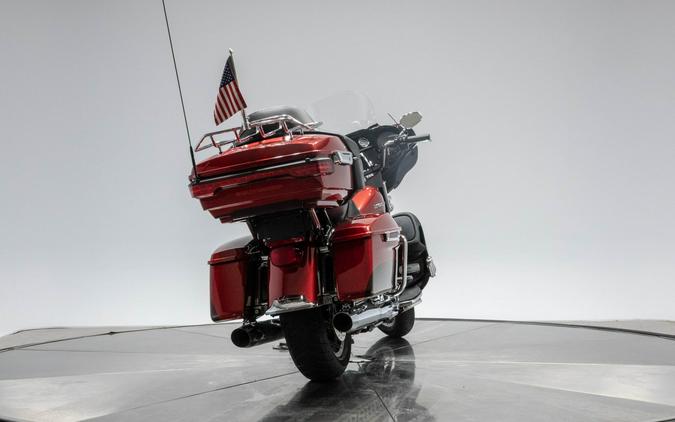 2019 HARLEY-DAVIDSON FLHTK LIMITED in Wicked Red/ Twisted Cherry