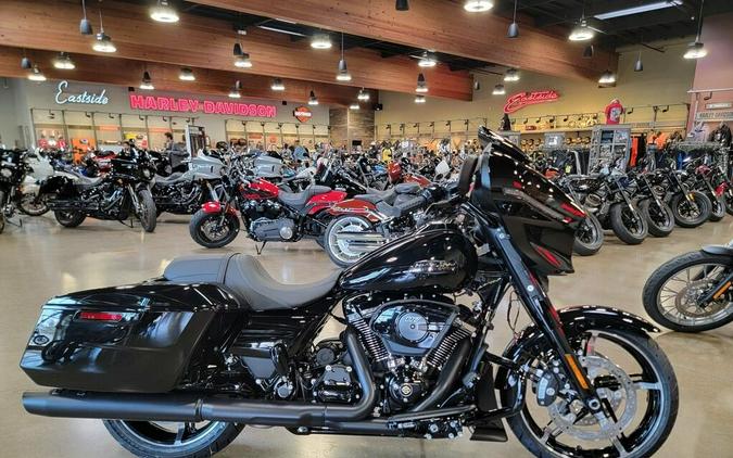 FLHX 2024 Street Glide®