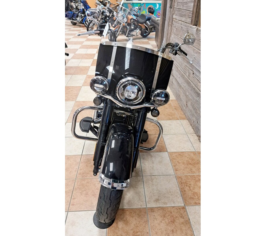 2019 Harley-Davidson Heritage Classic 107 Vivid Black