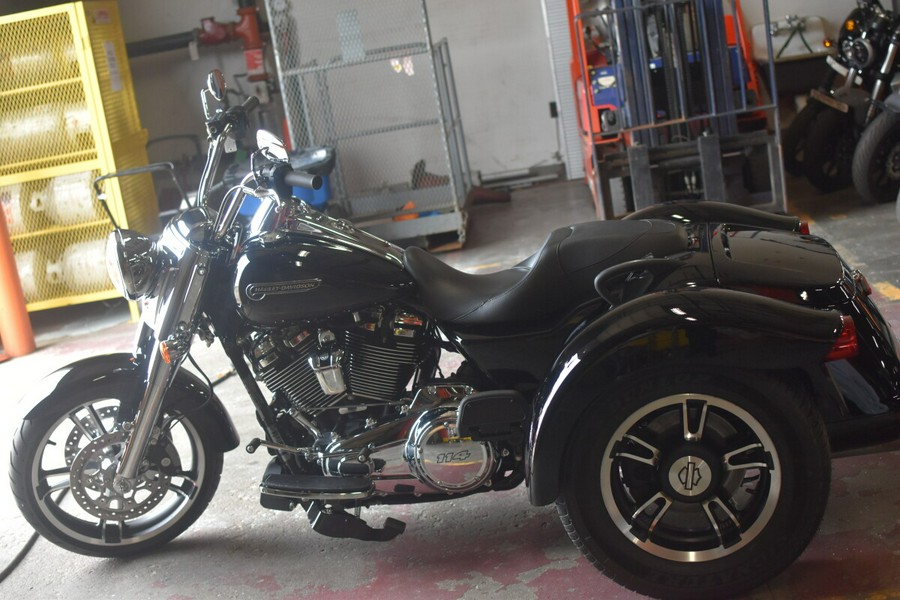 2021 Harley-Davidson Freewheeler