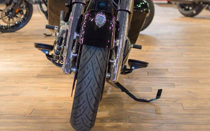 2024 Indian Motorcycle® Chieftain® Black Metallic