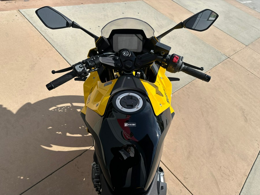 2024 SUZUKI GSX-8R