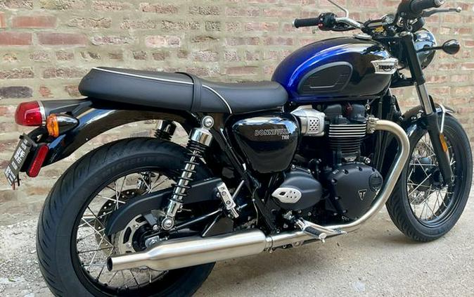 2024 Triumph Bonneville T100 Stealth Edition