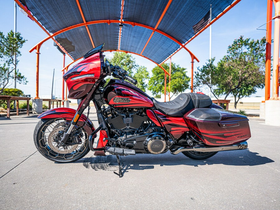 Custom Painted 2023 CVO Street Glide FLHXSE