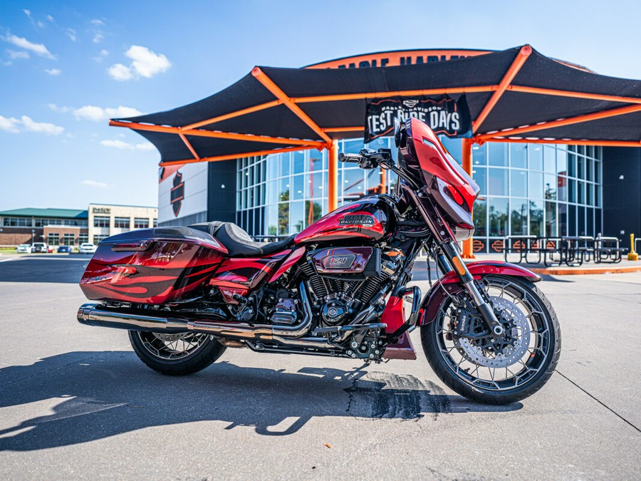 Custom Painted 2023 CVO Street Glide FLHXSE